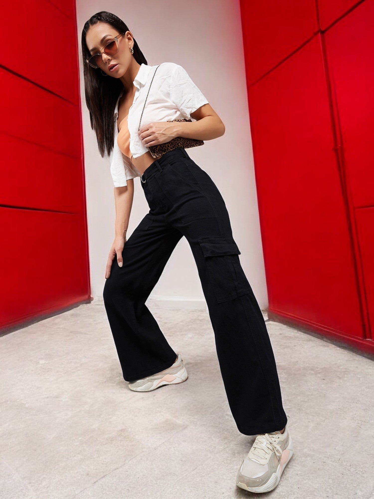 24/7 Comfort Black Wide-Leg Cargo High-Rise Stretchable Denim Jeans