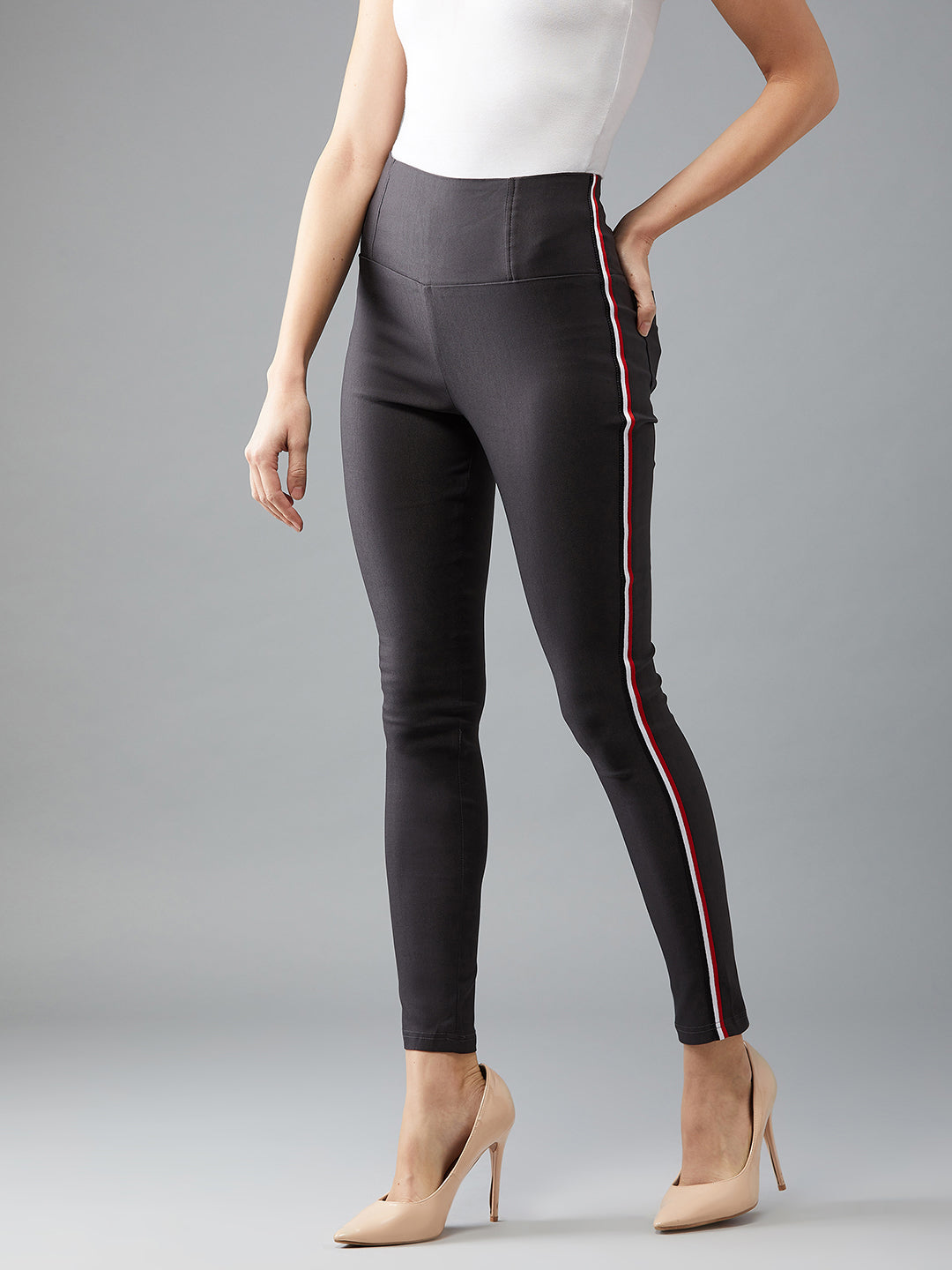 Women's Dark Grey Solid Knitted Twill Tape Detailing High-Waist Regular Length Patch Pocket Treggings