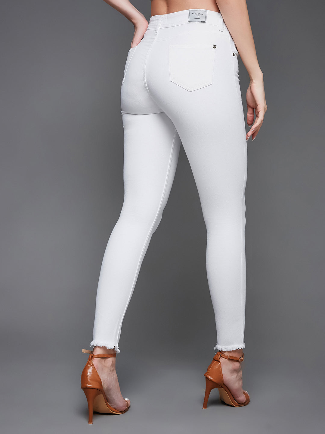 Women's White Skinny Mid-Rise Bleached Clean-Look Cropped Stretchable Denim Jeans