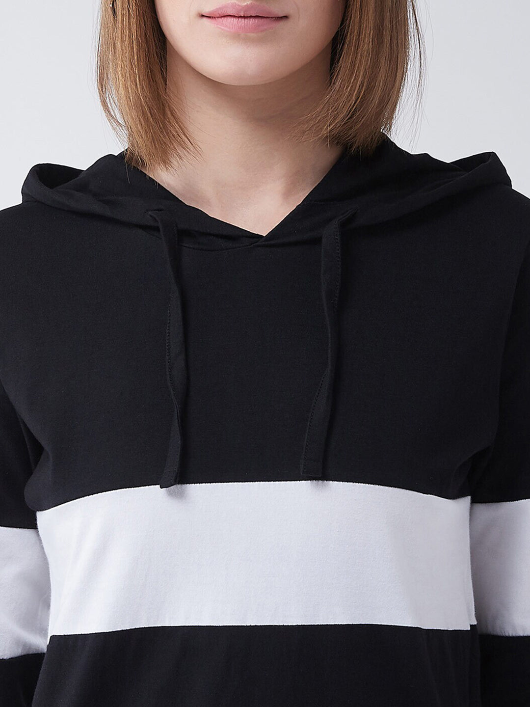 Women's Black Round Neck Full Sleeve Solid Knee-Long Hooded Dress