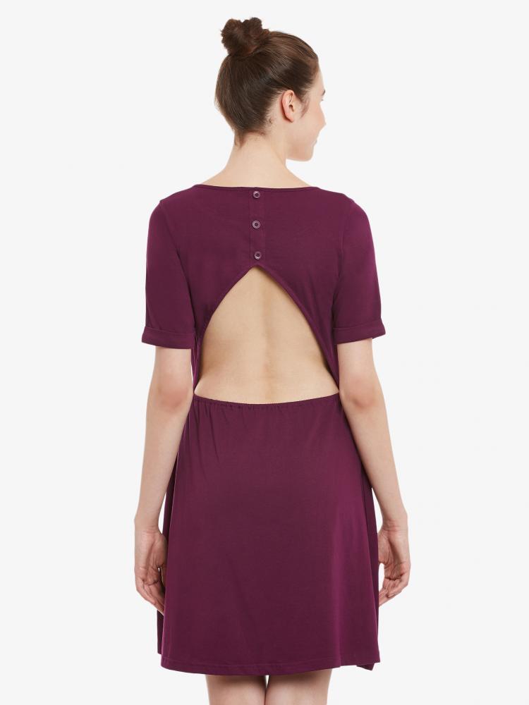 Women's Magenta Solid Round Neck Half Sleeves Knee-Long Skater Dress