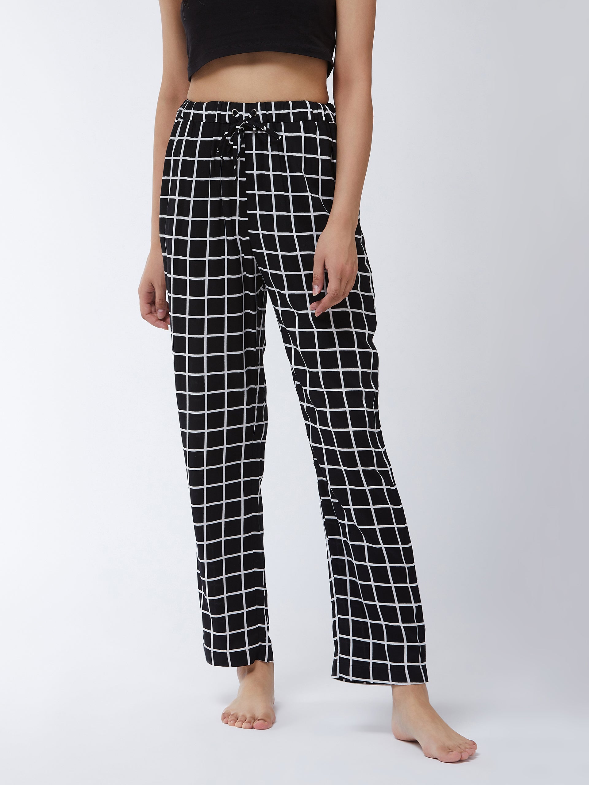 Women's Black Regular Length Pocketed Pyjama