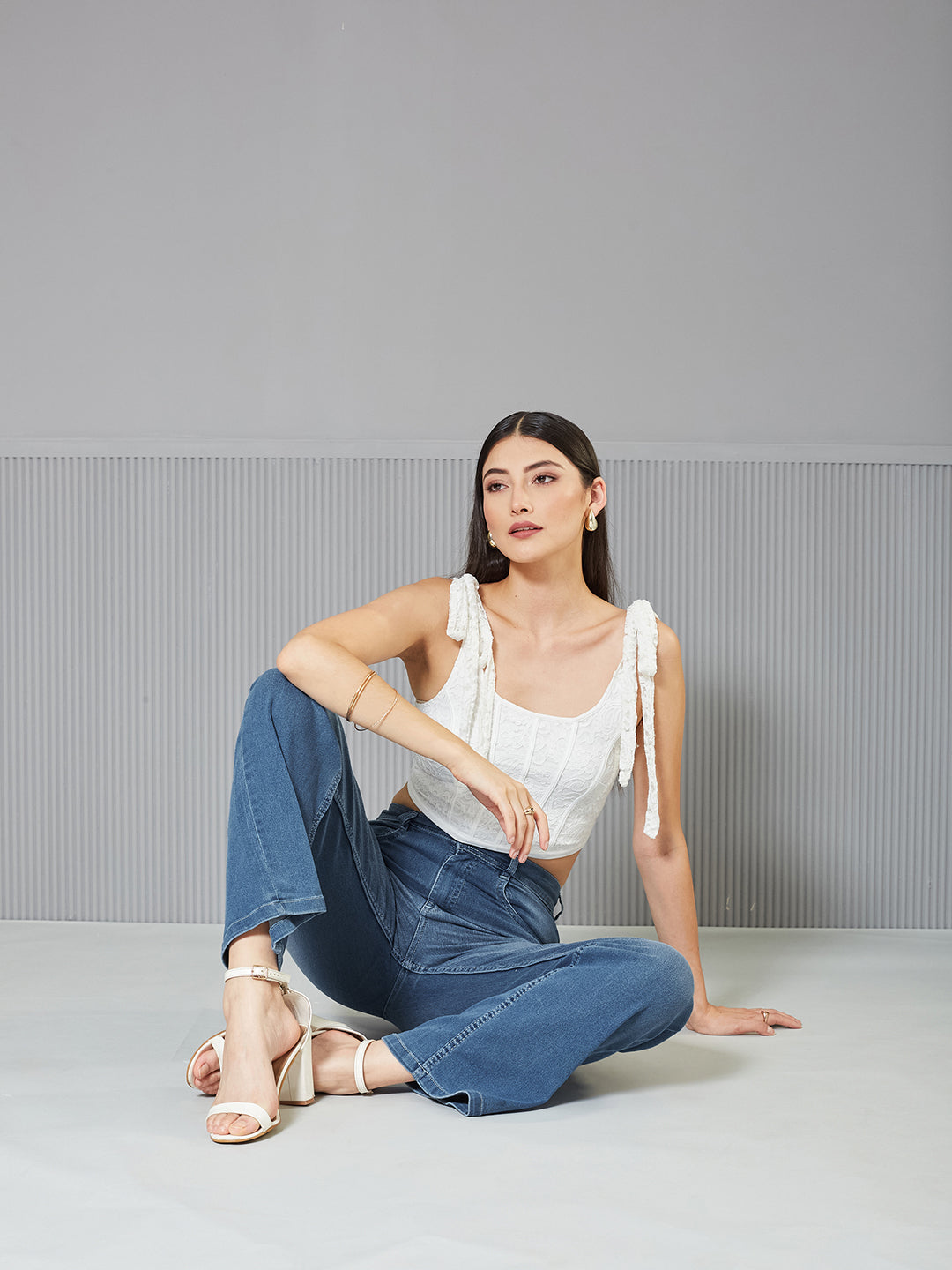 Women's Light Blue Wide-Leg Mid-Rise Blast Effect Light Weight Denim Jeans