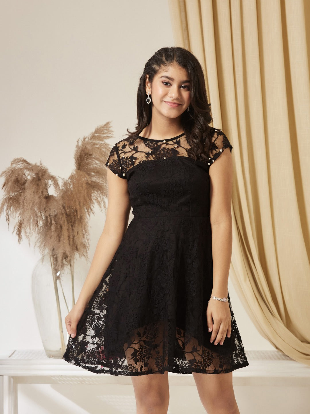 Black Round Neck Cap Sleeve Lace Solid Embellished Mini Skater Dress for Girls/Teenagers