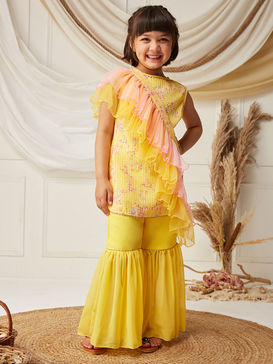 Multicolored-Base-Yellow Round Sleeveless Embellished Short-Sleeve Regular-Length Kurta Set