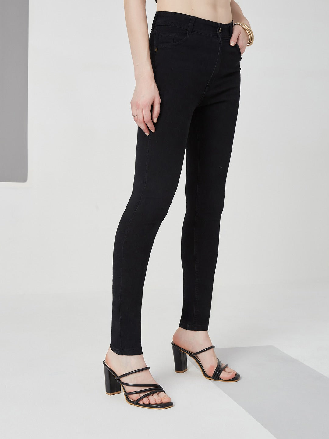 Black Slim Fit high-rise Acid Wash Stretchable Denim Jeans for Women
