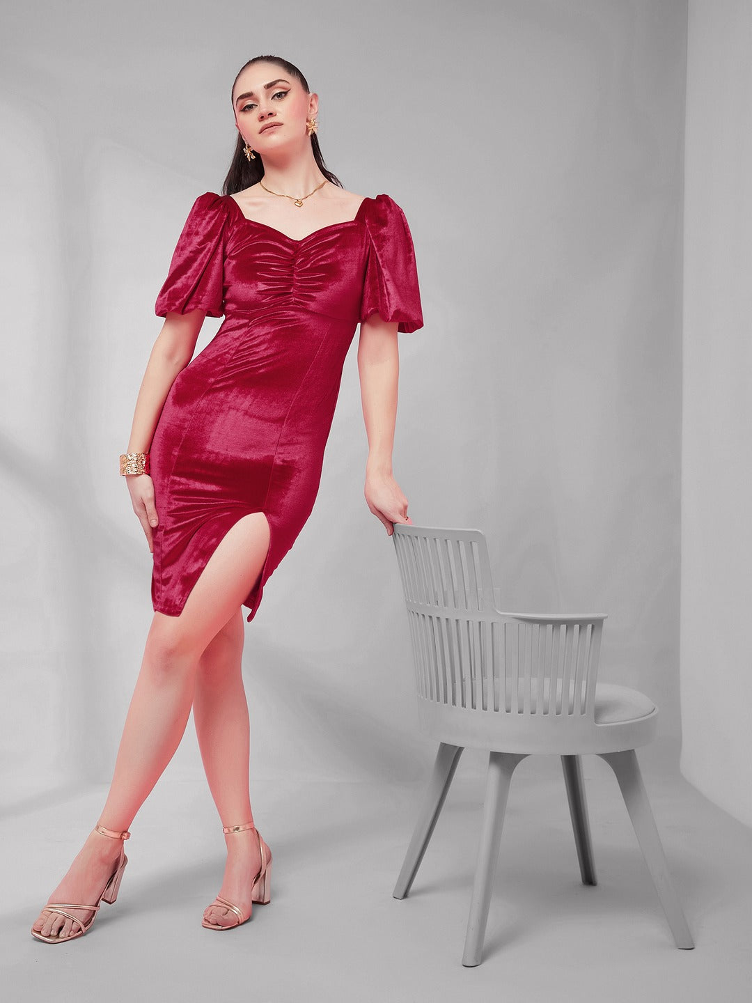 Fuchsia Pink Sweetheart Neck Half Sleeve Solid Bodycon Knee-Long Velvet Dress for Women