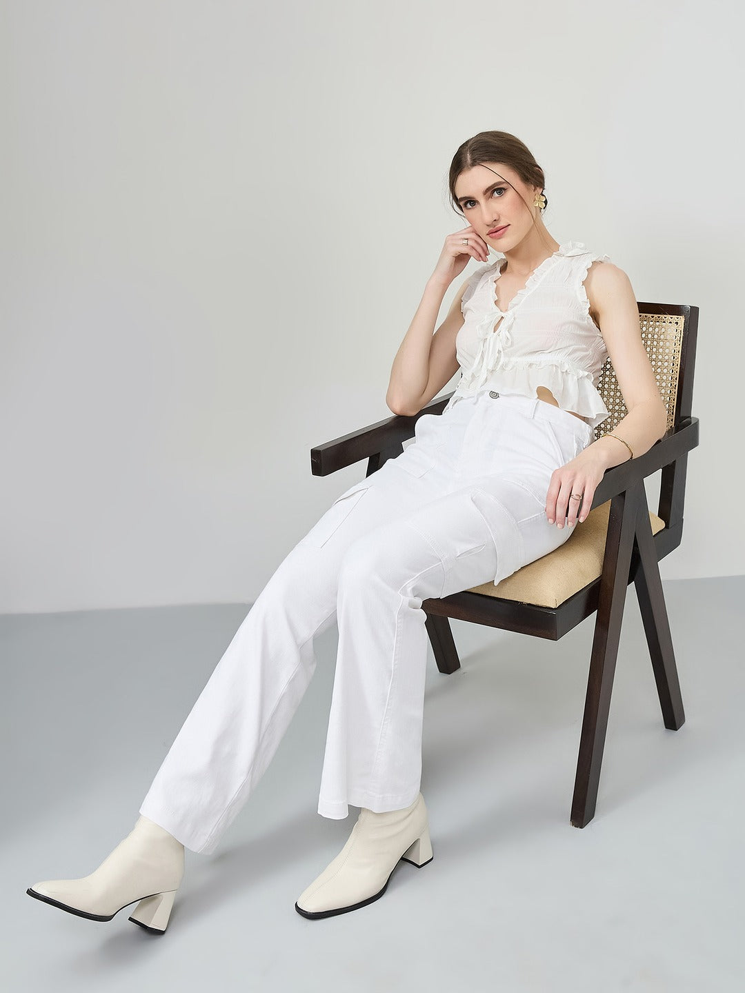 White Wide-Leg High-Rise Stretchable Denim Jeans for Women