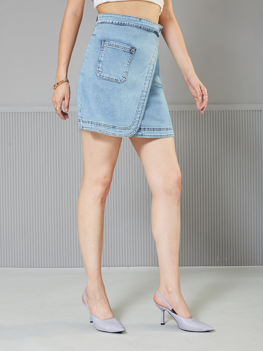 Women's Light Blue Regular High-Rise clean-look Above Knee Stretchable Denim Skirt