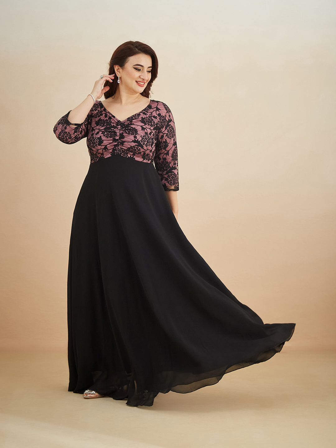 black fit and flare maxi dress Black And Lavender Sweet heart neck 3/4 Sleeve Self Design Fit & Flare Maxi  Dress for Women