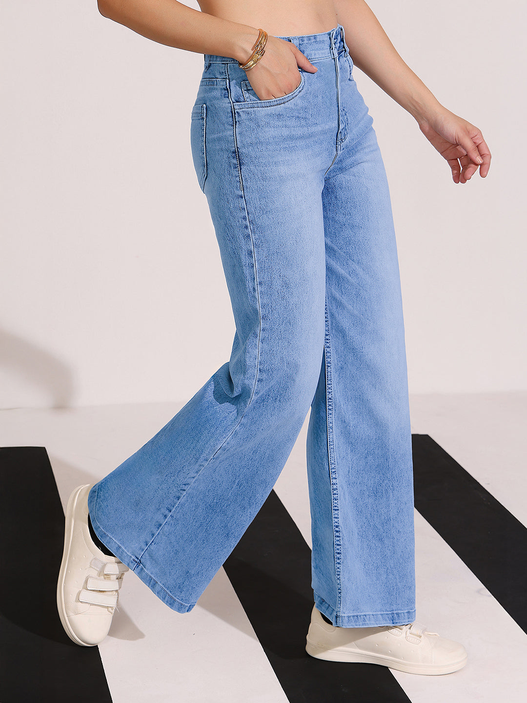 Tummy Smoothening Light-Shaping Wide-Leg High-Rise Light-Blue Denim Jeans