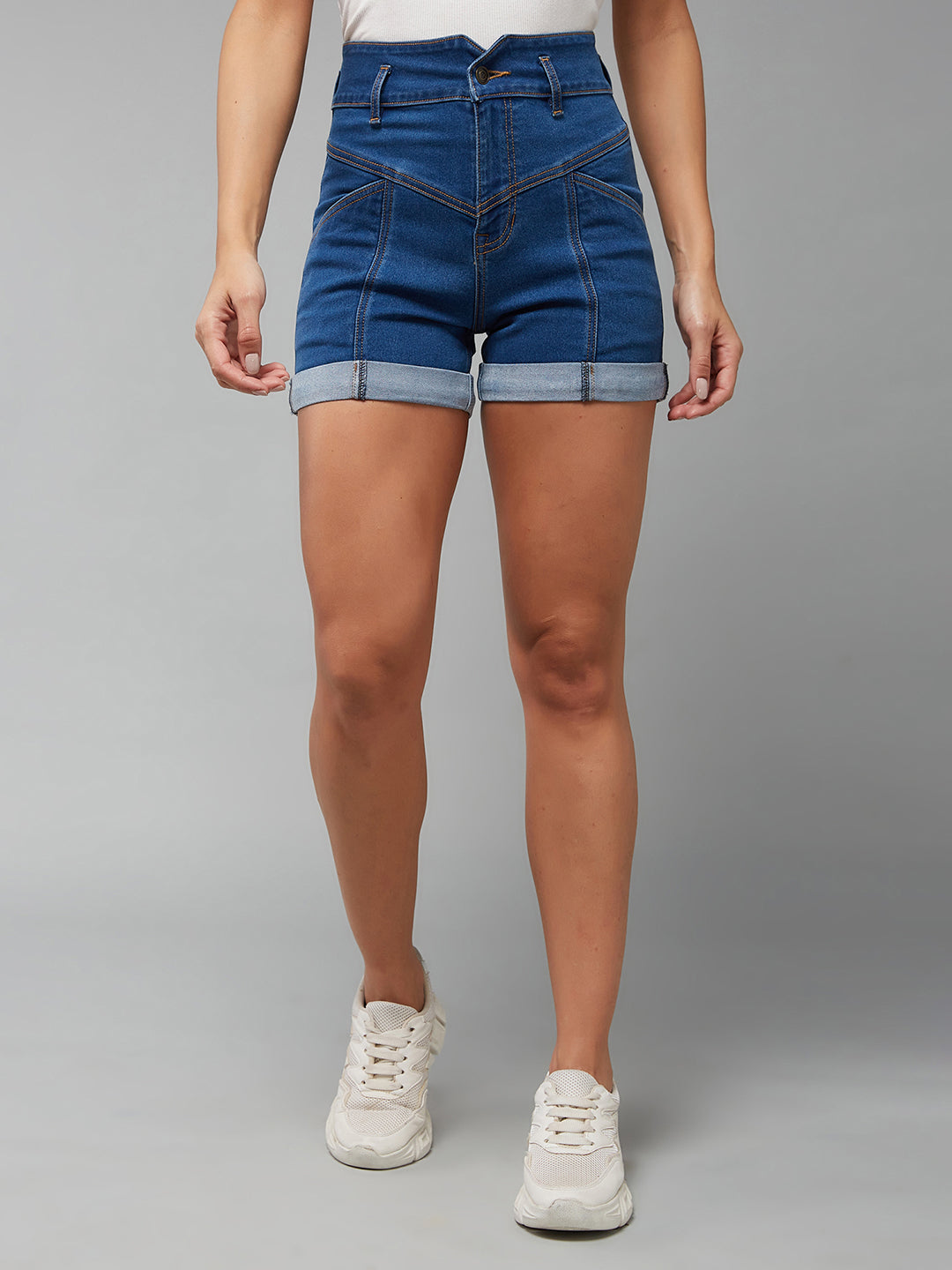 Women's Blue Relaxed-Fit High-Rise Clean-Look Stretchable Blue Denim Shorts