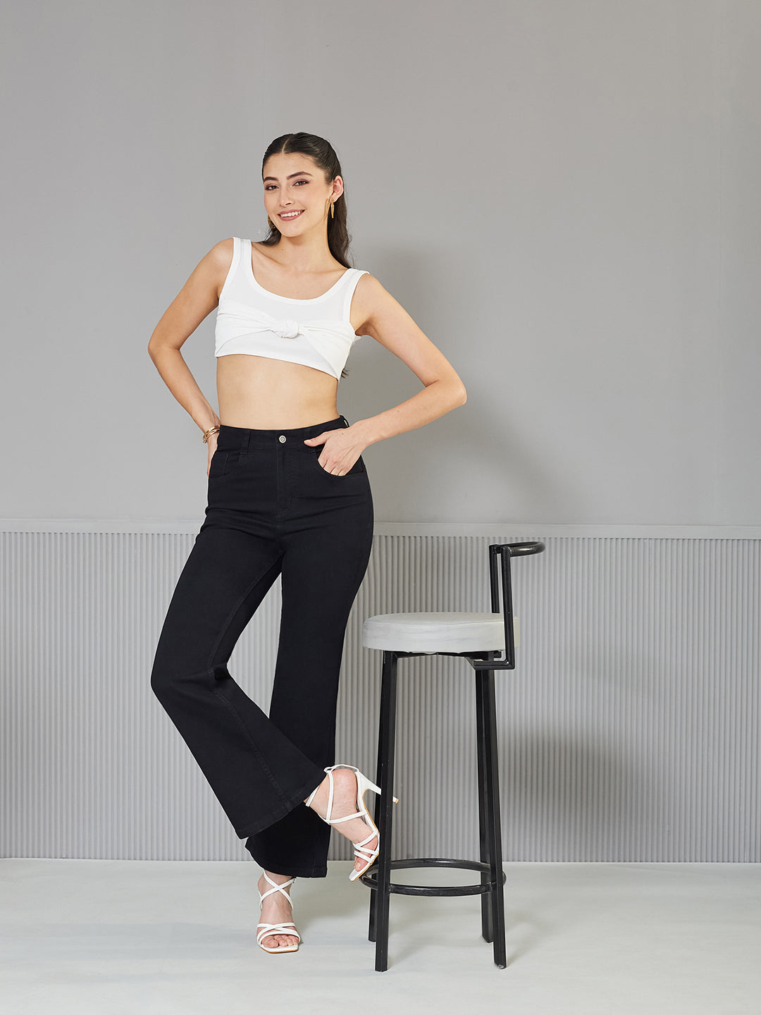 Women's Black Bootcut High-Rise clean-look Regular Stretchable Denim Jeans