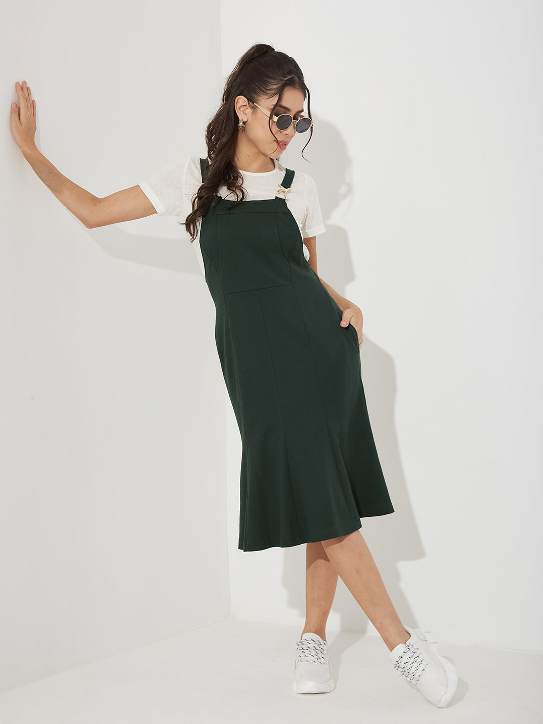 Bottle Green Round Neck Half Sleeve Solid Panneled/ Pinafore Knee-Long Polyester Dress Co-Ord Set for Women — Miss Chase
