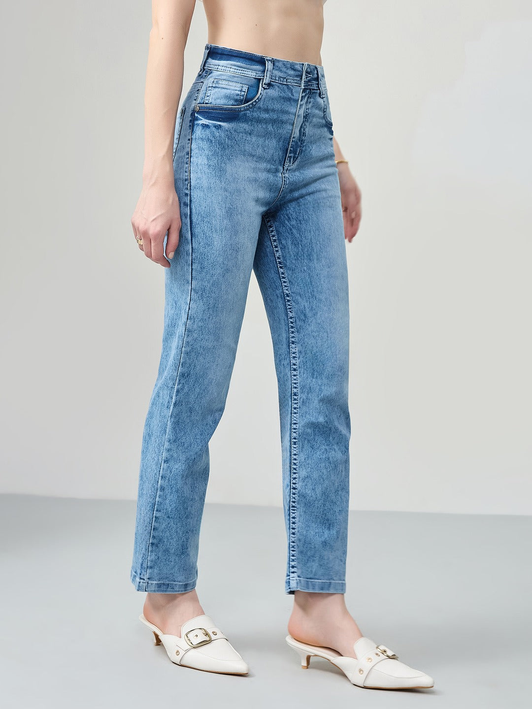 Light Blue Wide-Leg Fit high-rise Stretchable Denim Jeans for Women