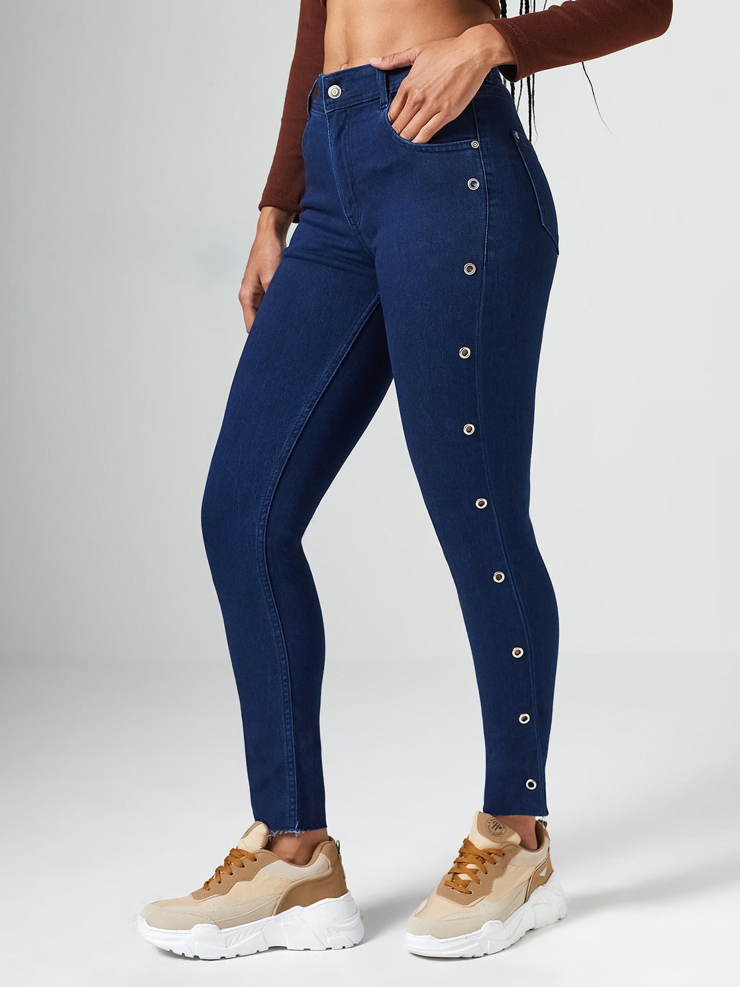 Navy Blue Skinny Fit Mid Rise Cropped Length Eyelet Detailing Denim Stretchable Jeans for Women