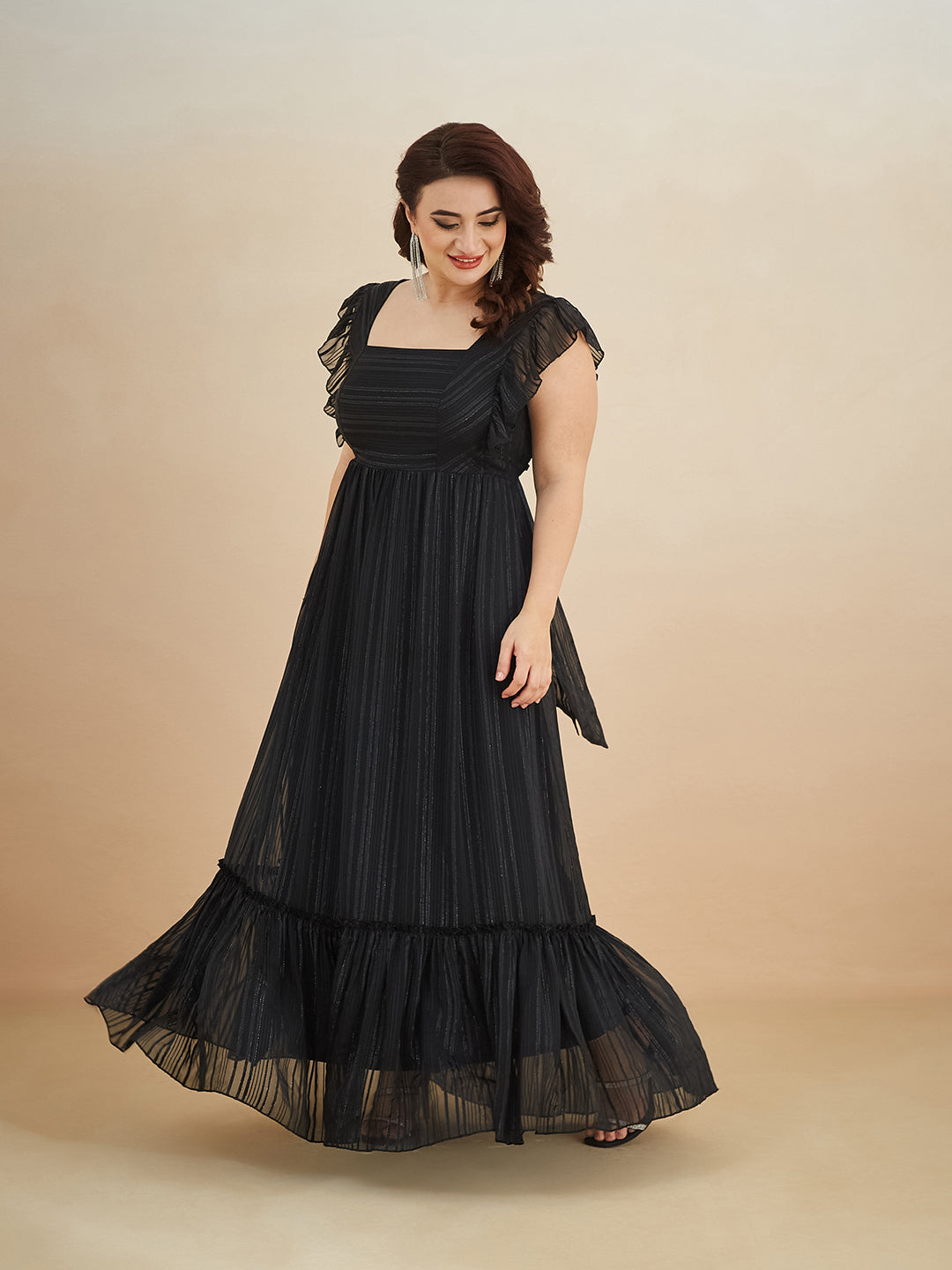 Women's Black Square Neck Layered Ruffles Sleeve Floral Patterned Tiered  Maxi Georgette Dress