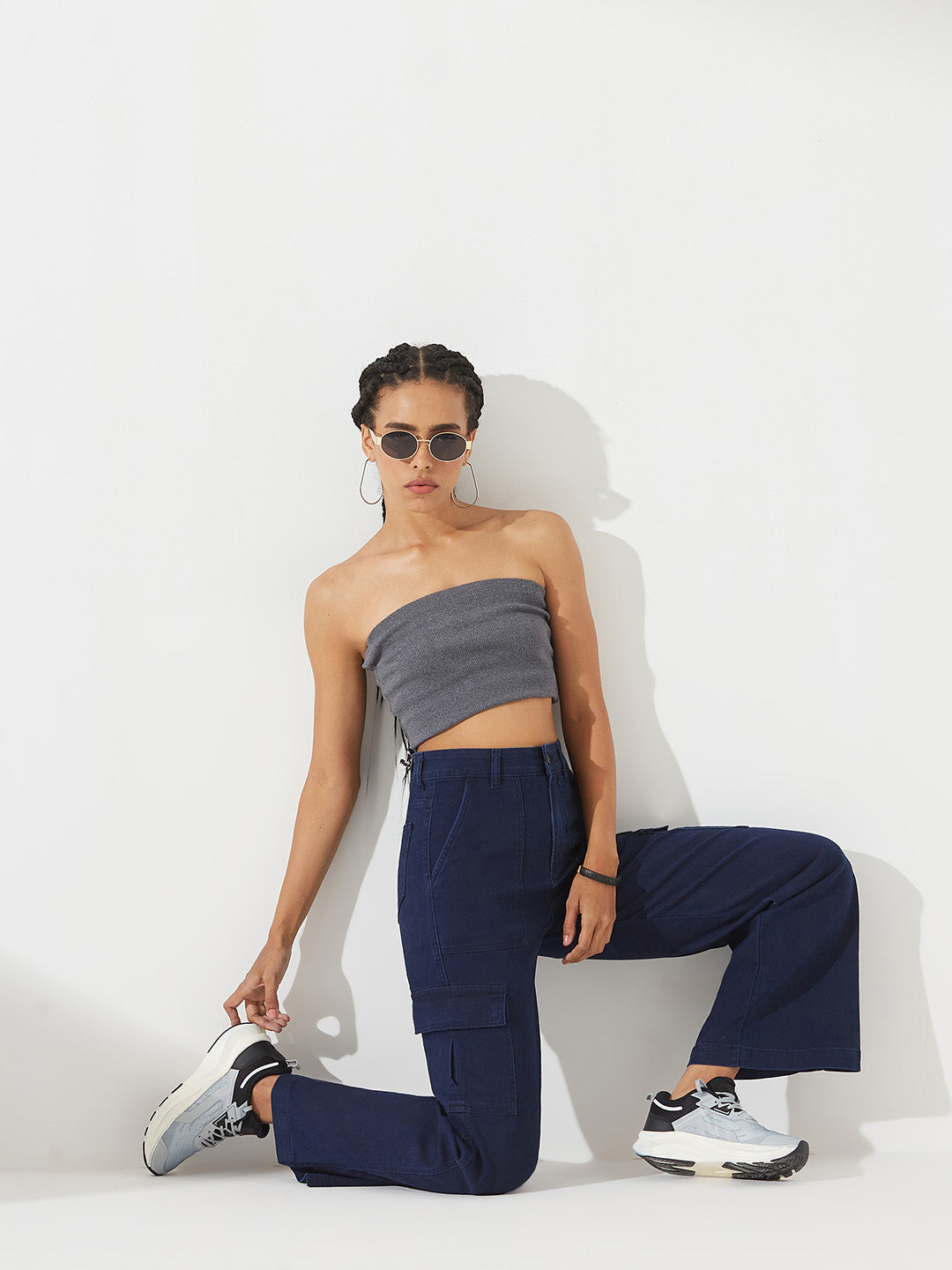 Navy-Blue Wide-Leg High-Rise Stretchable Cargo Denim Jeans for Women