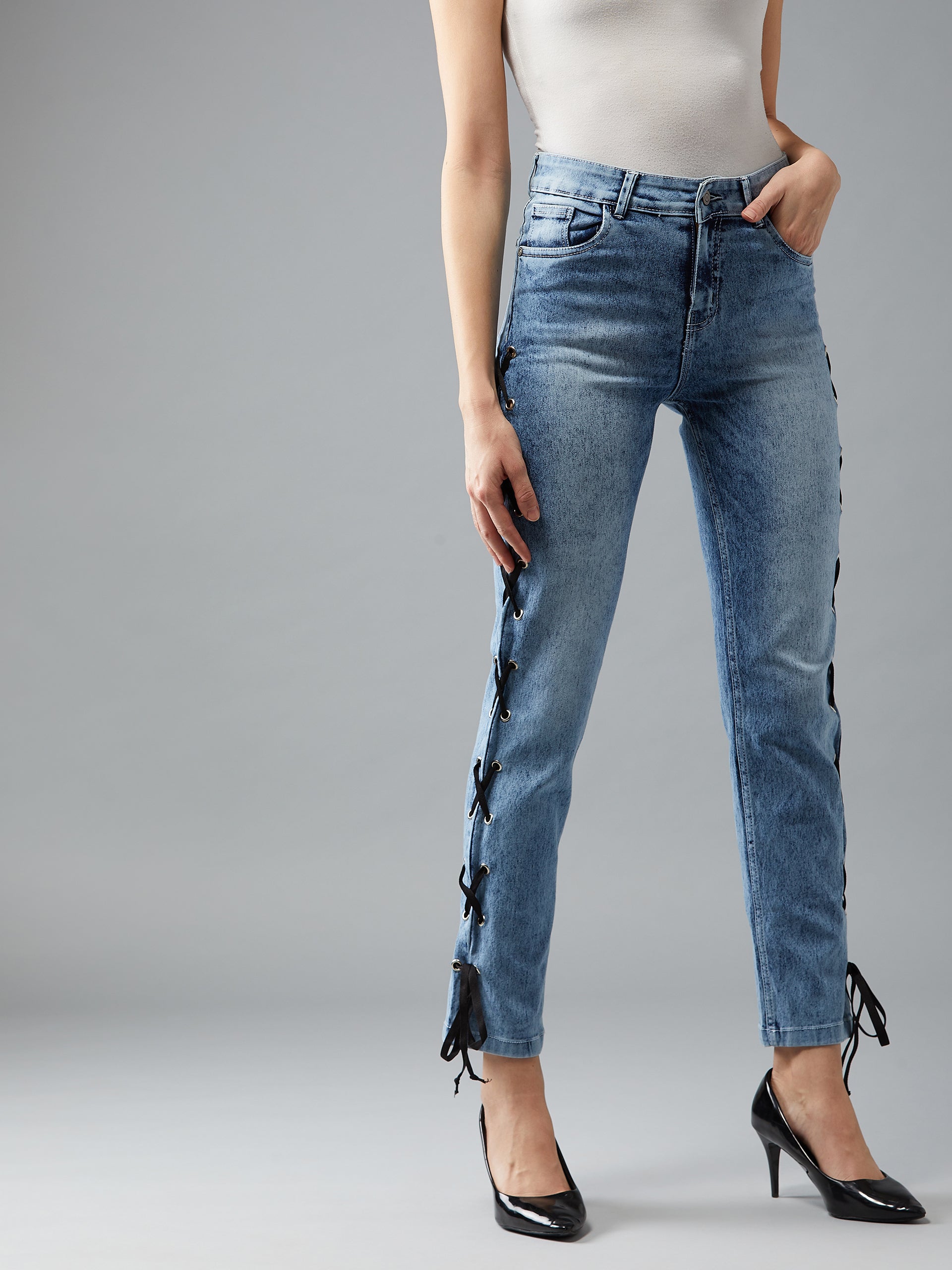 Women's Light Blue Slim-Fit High-Rise Twill tape and Eyelet detailing Stretchable Denim Jeans