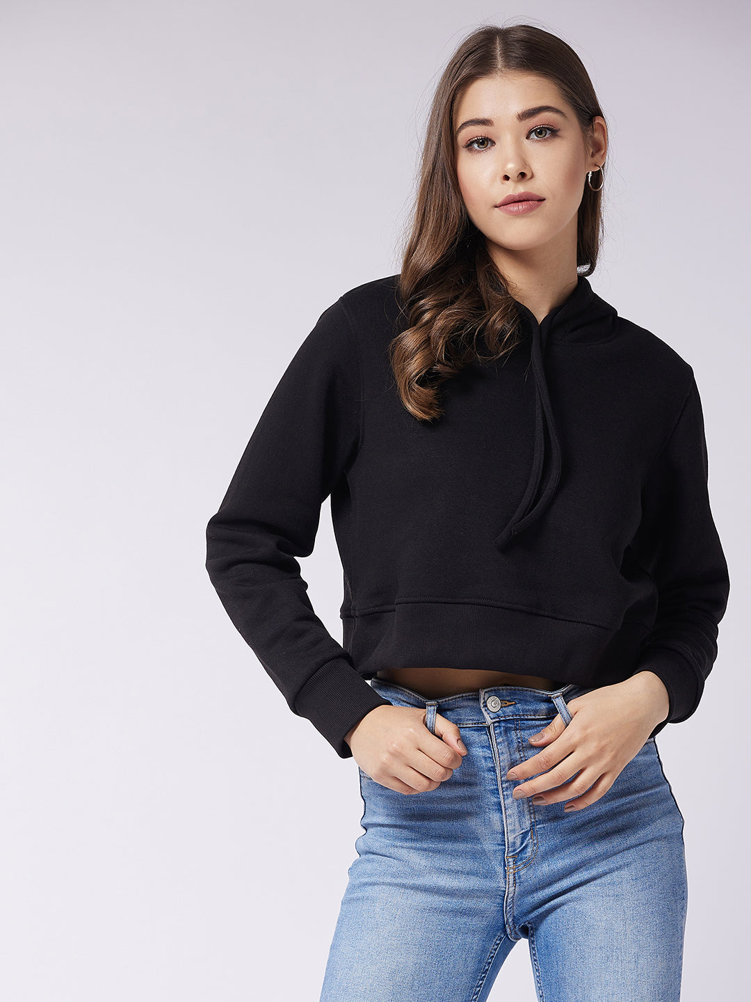Women's Black Round Neck Full Sleeve Solid Crop Sweatshirt