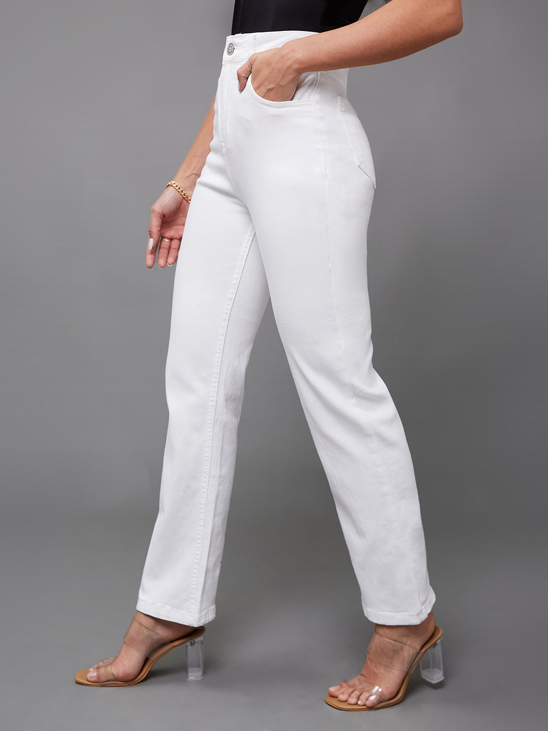24/7 Comfort White Straight-Fit High-Rise Denim Jeans for Women