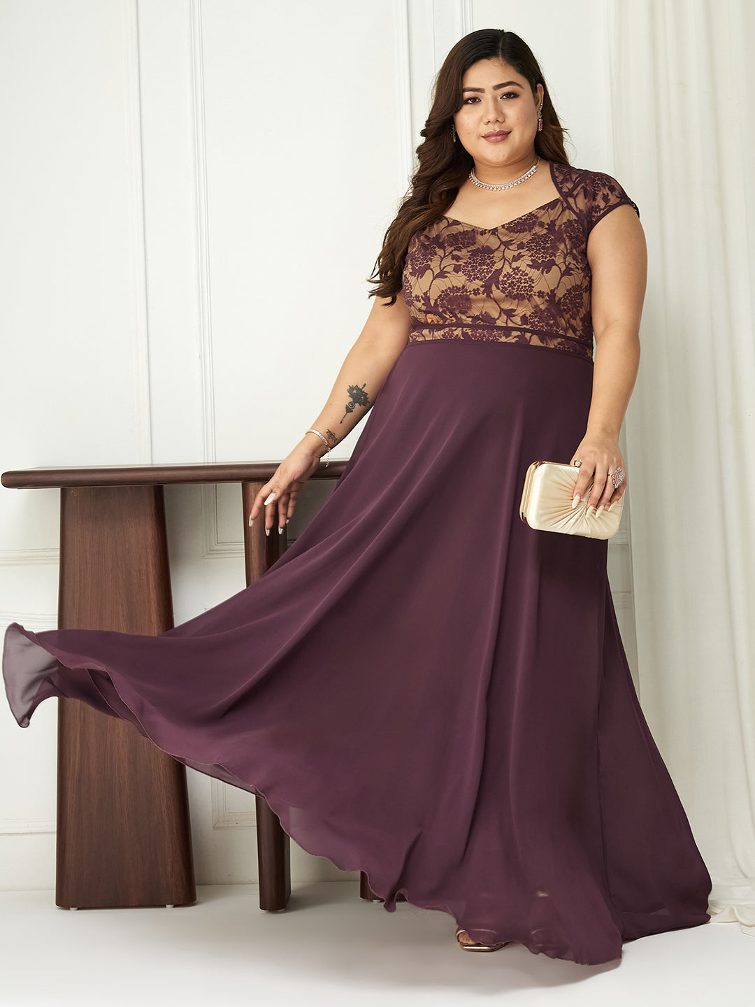 Mauve Sweetheart-Neck Raglan-Sleeve Self-Designed Fit & Flare Georgette Maxi Dress for Women