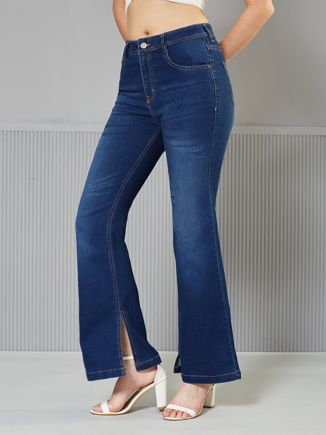 Women's Blue Bootcut Mid-Rise Denim Stretchable Jeans