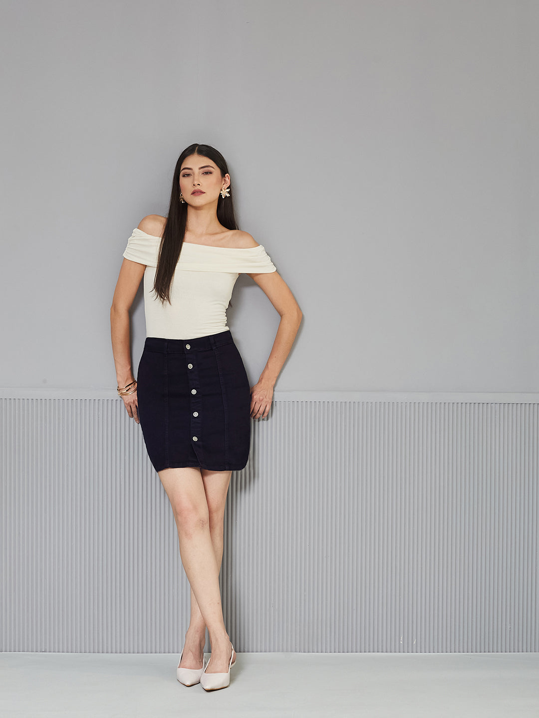 Navy-Blue Stretchable Solid A-line Mini Denim Skirt for Women