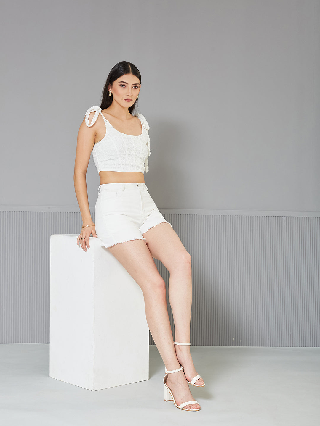 White Regular High-Rise Regular Stretchable Denim Shorts for Women