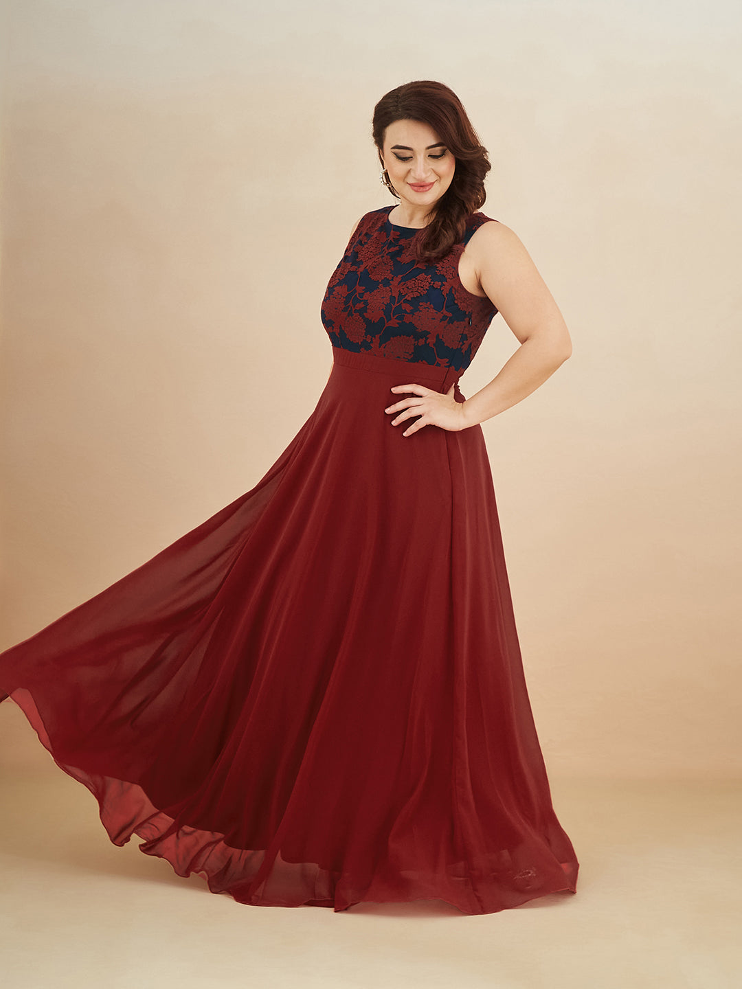 Maroon & Teal Boat-Neck Sleeveless Self Design Lace Overlaid Maxi Dress for Women