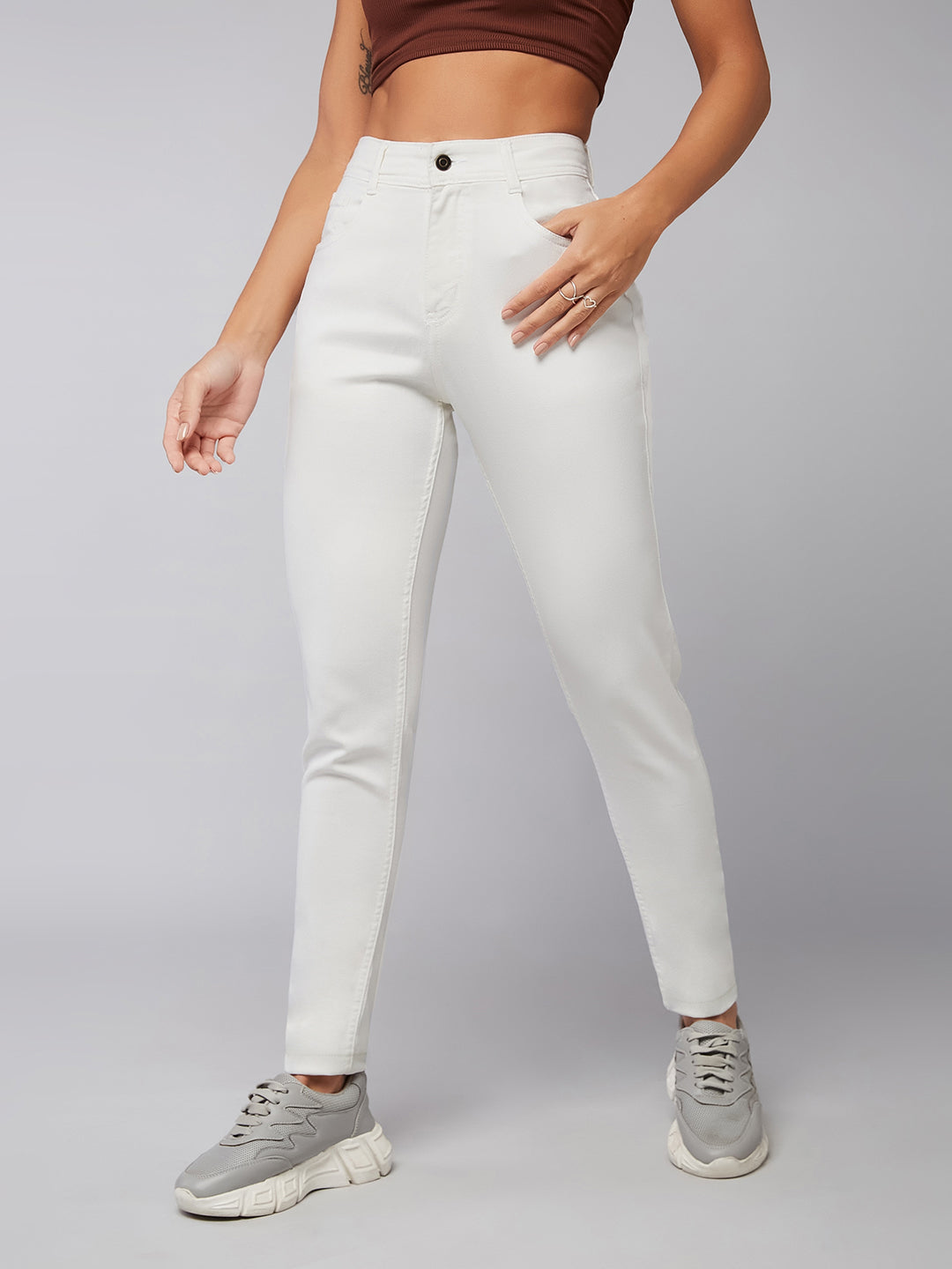 24/7 Comfort White Skinny Mid-Rise Clean-Look Bleached Stretchable Denim Jeans