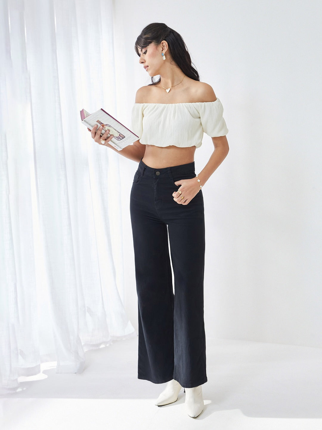 Black Wide Leg High Rise Clean Look Regular-Length Stretchable Denim Jeans for Women