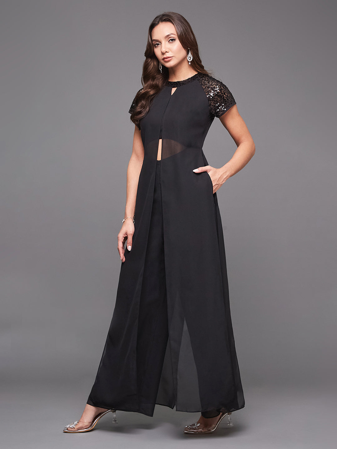 Women's Black Solid Round-Neck Raglan-Short Sleeves Sequined Panel Layered Party Jumpsuit