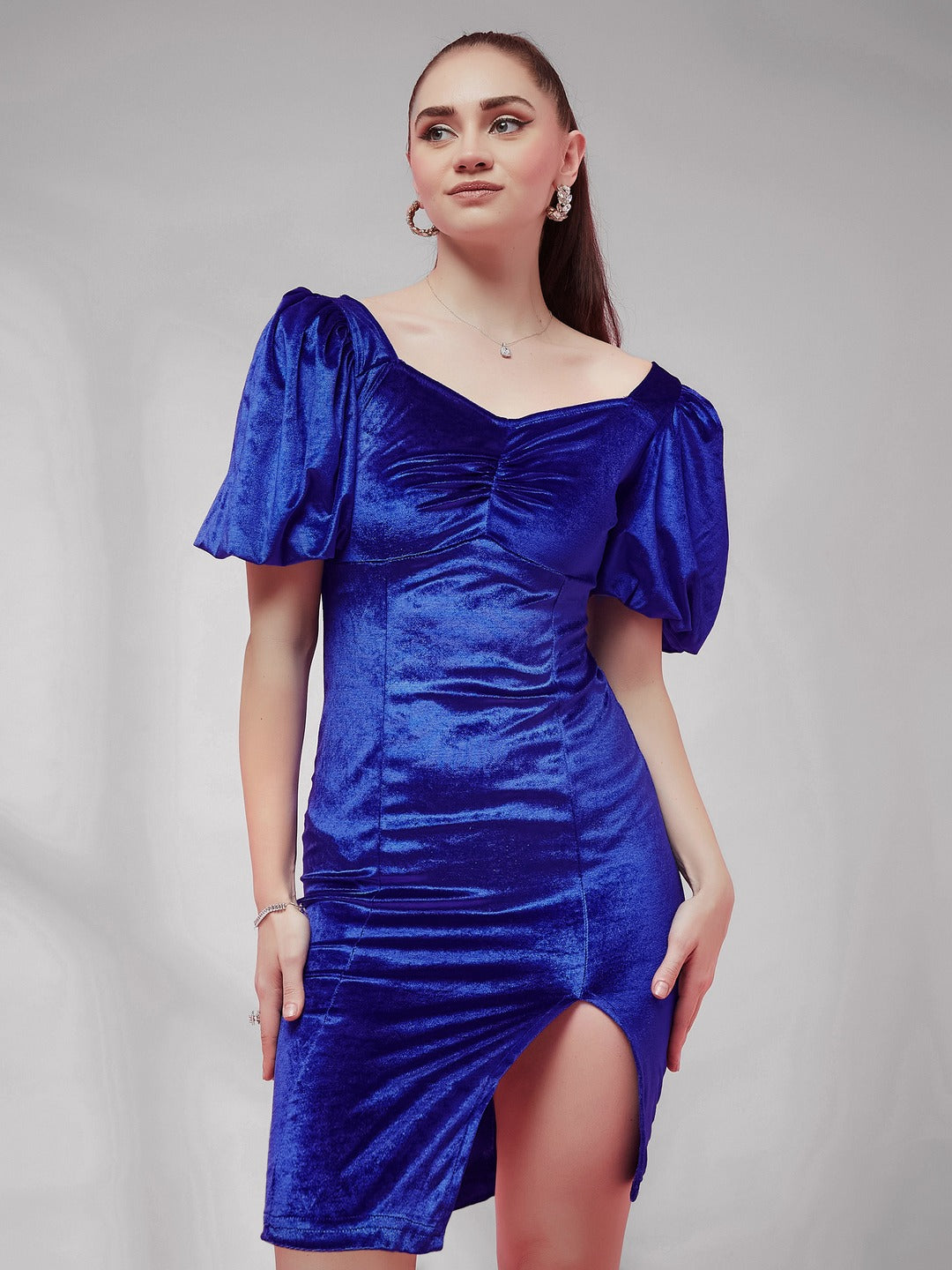 Royal Blue-Colored Sweetheart Neck Half Sleeve Solid Bodycon Knee-Long Velvet Dress for Women