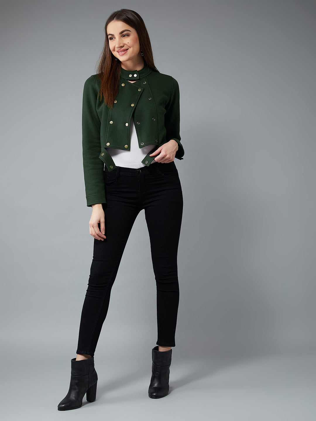 Women's Green Round Neck Full Sleeves Cotton Paneled Cropped Jacket