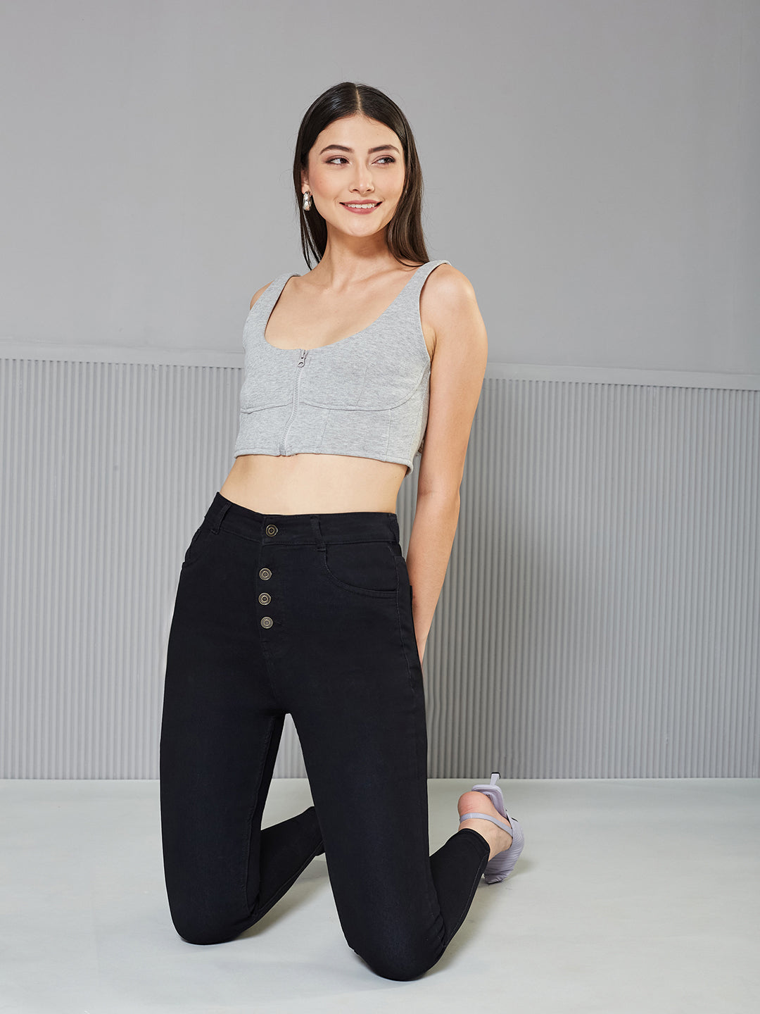 Women's Black Skinny Fit High-Rise Stretchable Denim Jeans