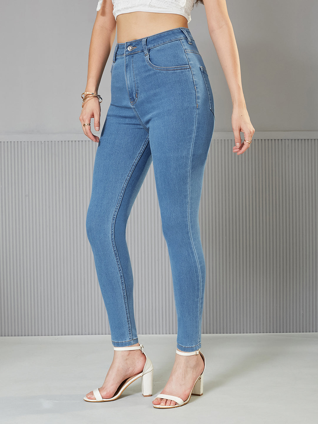 Women's Blue Solid Skinny High-Rise clean-look Cropped Fringe Detailing Solid Stretchable Denim Jeans