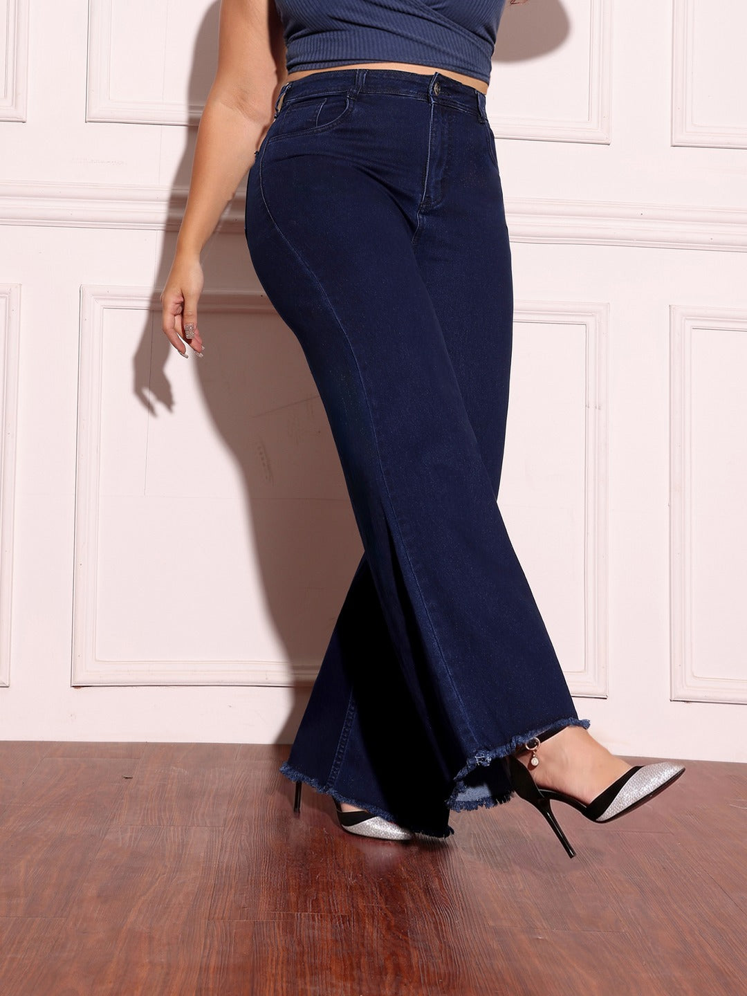 Navy Blue Wide-Leg High-Rise Stretchable Denim Jeans for Women