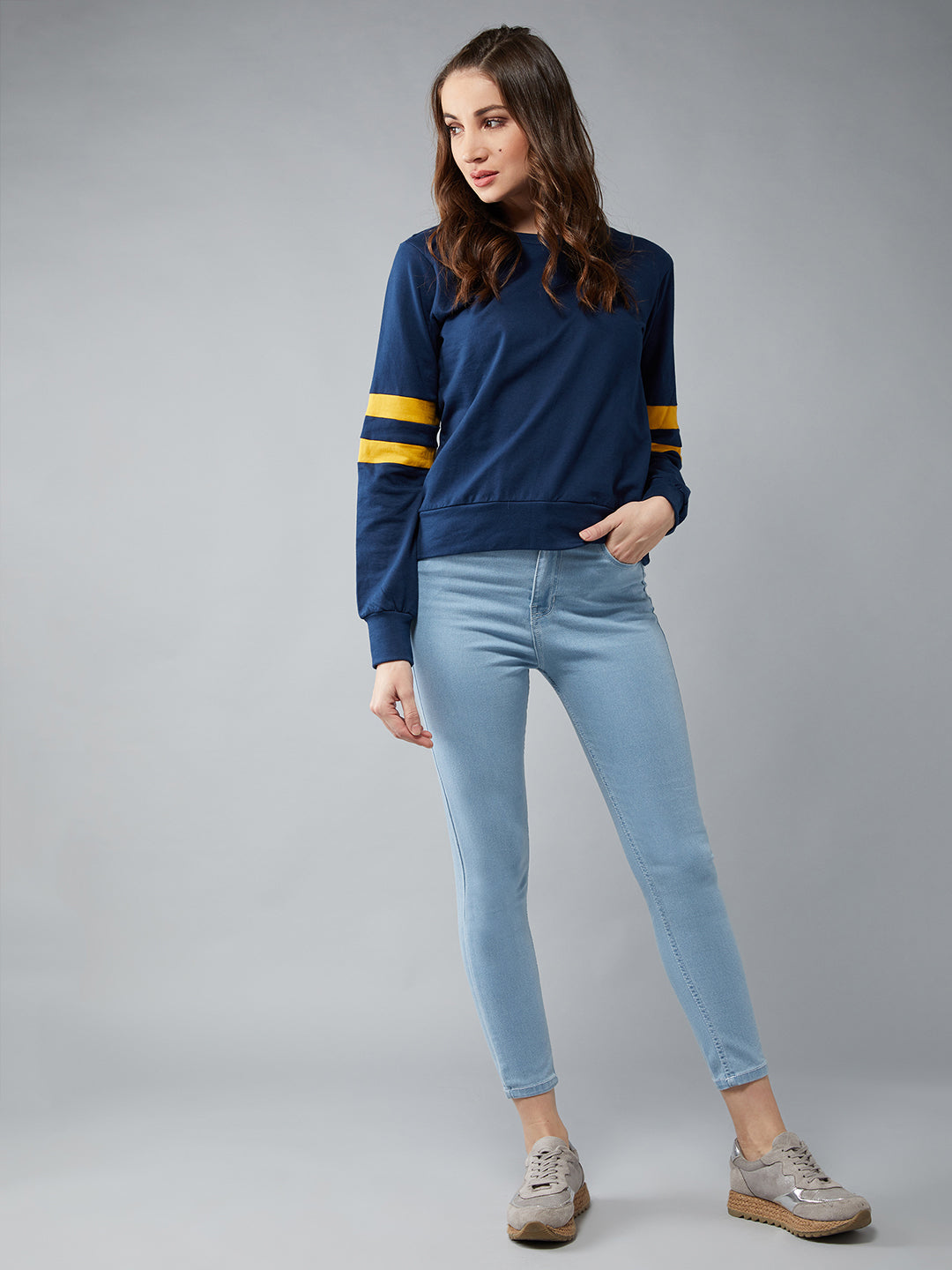 Women's Navy Blue Round Neck Full Sleeves Cotton Solid Boxy Colorblock Paneled Sweatshirt