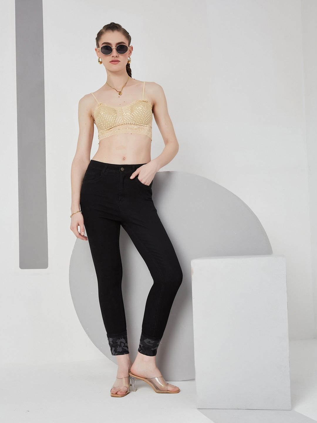 Black high-rise Slim Fit Stretchable Denim Jeans for Women
