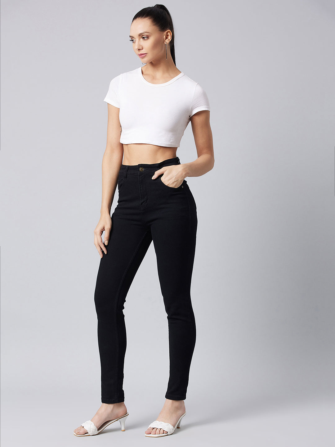 Women's Black Skinny High-Rise Stretchable Denim Jeans