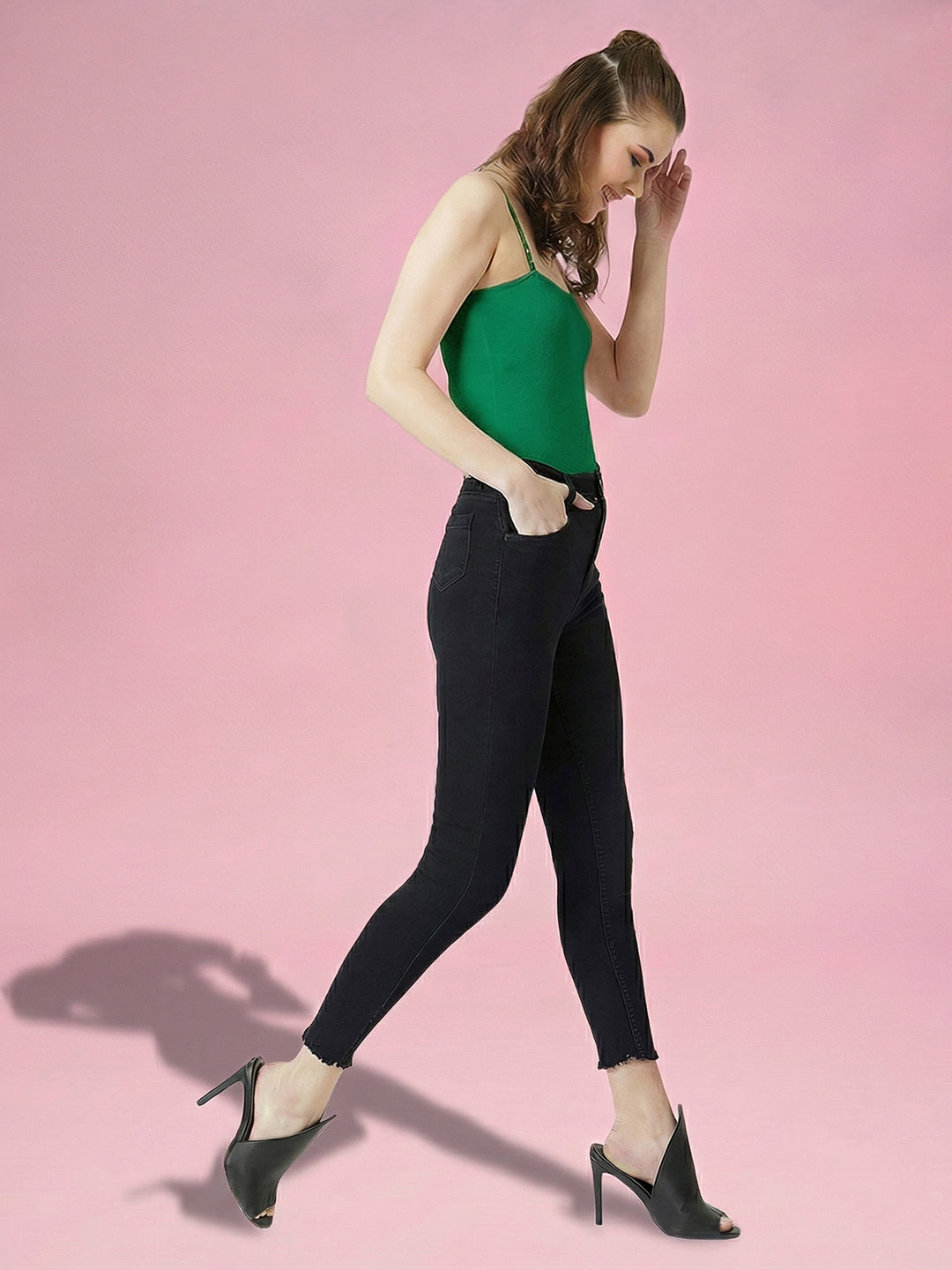 Black Skinny-Fit Fringed Detailing High-Rise Solid Cropped Stretchable Denim Jeans for Women