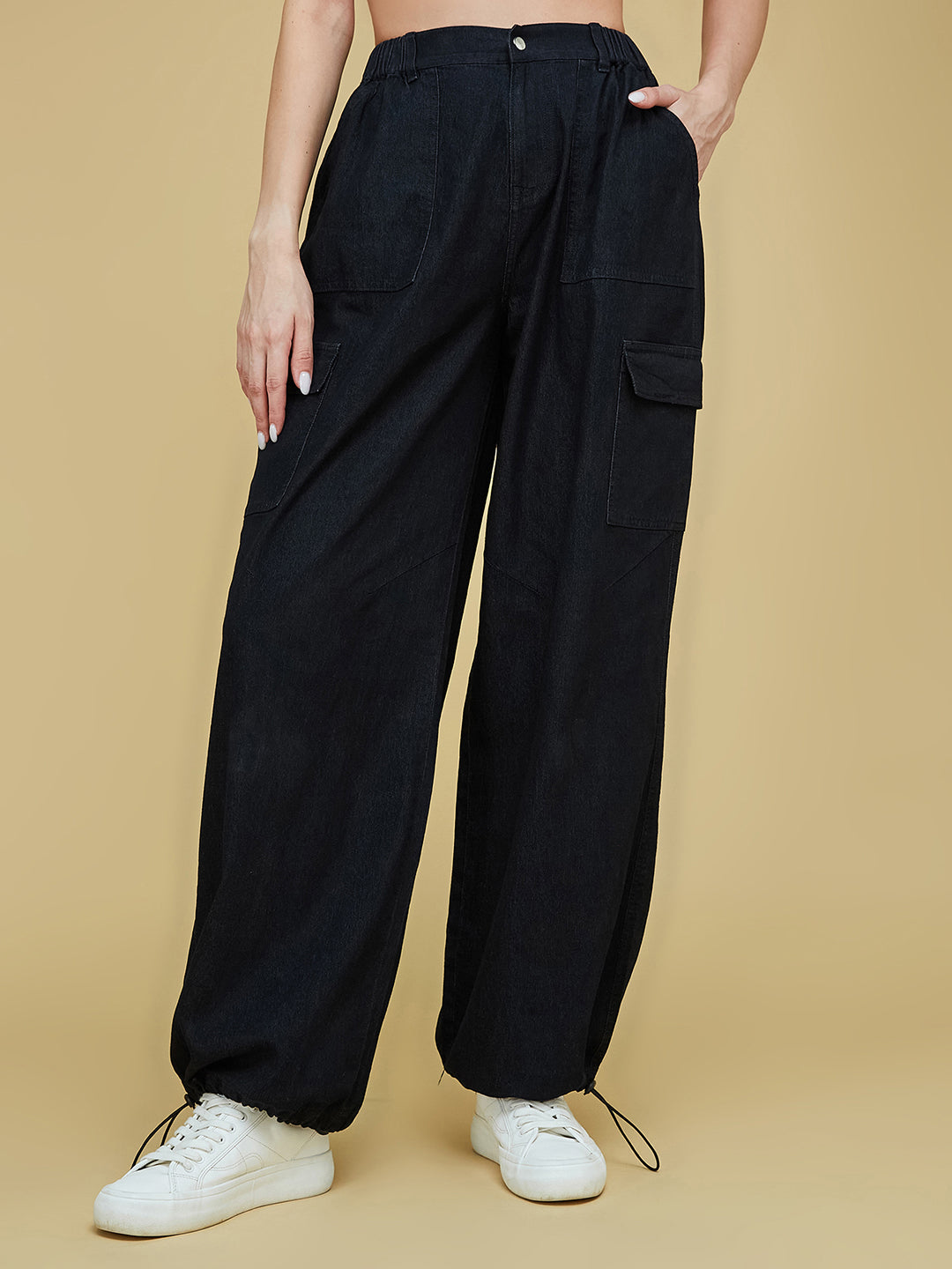 Women's Black Straight-Fit High-Rise Clean-Look Stretchable Light Weight Denim Jeans
