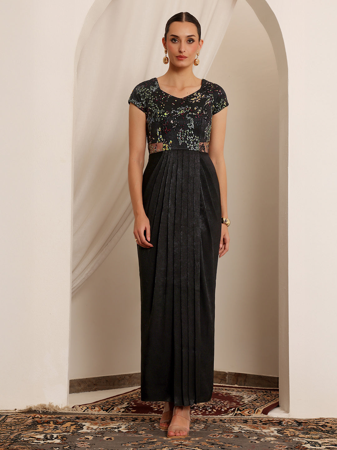Women's Black Sweetheart-Neck Raglan-Sleeve Embellished Draped Maxi Velvet Dress