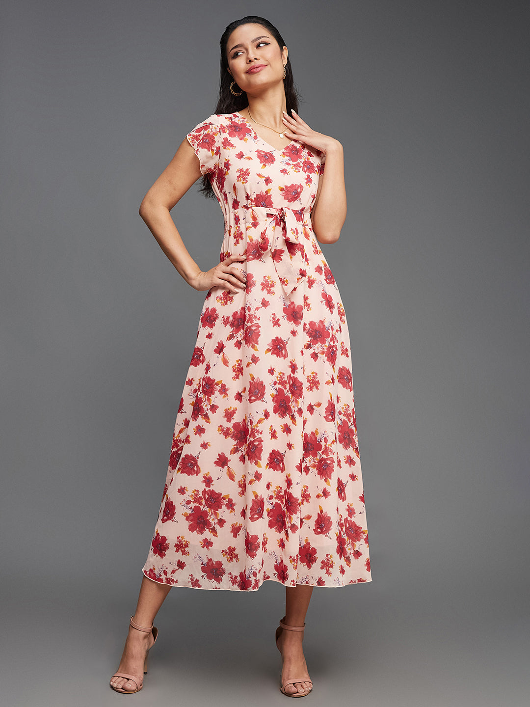 Women's Multicolored-Base-Light Pink V-Neck Short Sleeved Floral Pleated Midi Dress