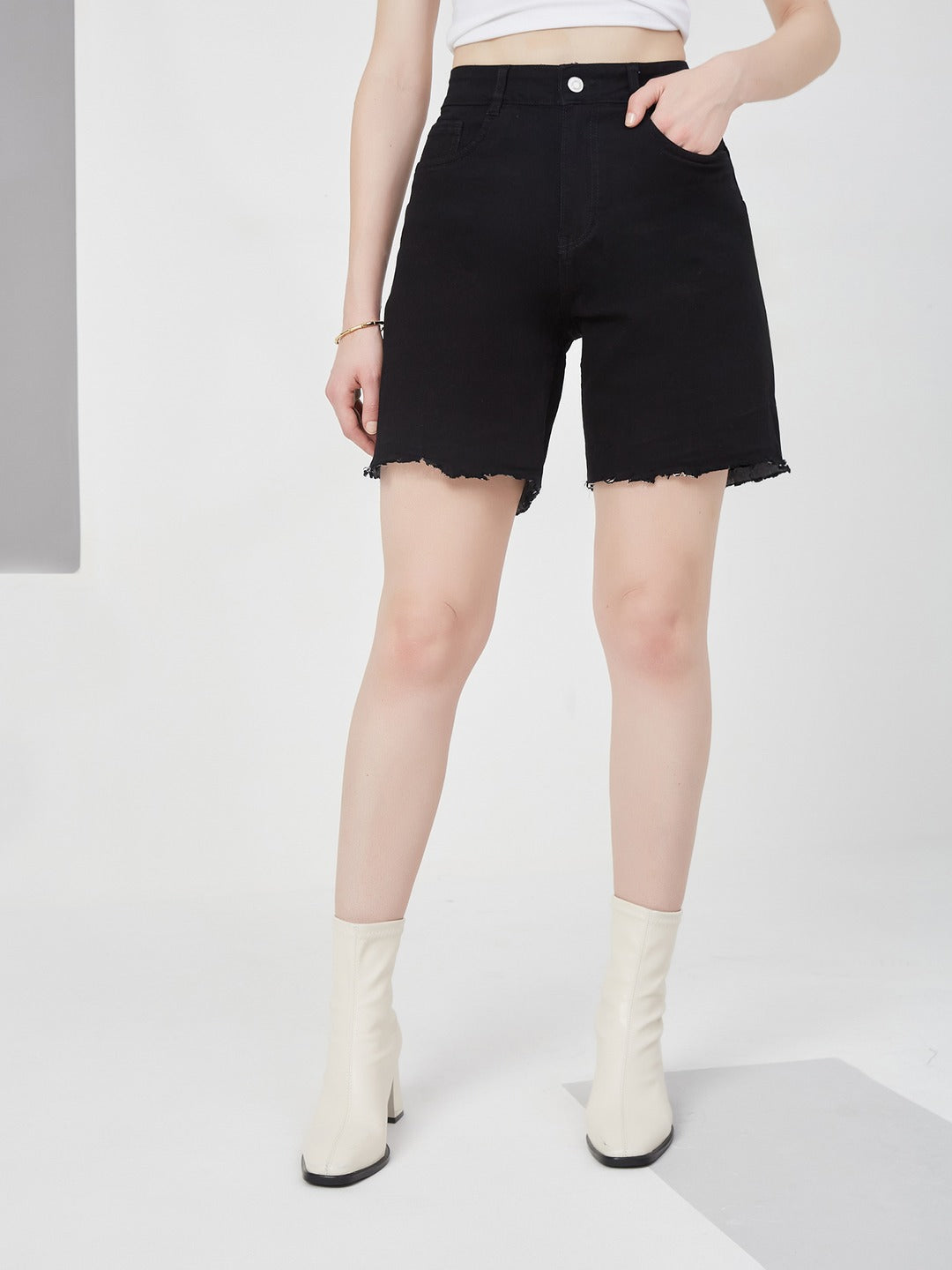 Black Regular high-rise Above Knee Stretchable Denim Shorts for Women