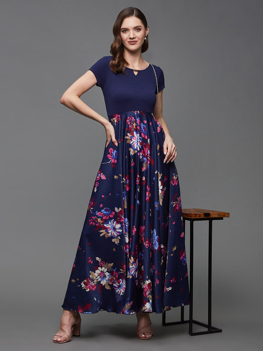 Women's Multicolored-Base-Navy Blue Keyhole Neck Short Sleeve Floral Polyester Fit & Flare Maxi Dress