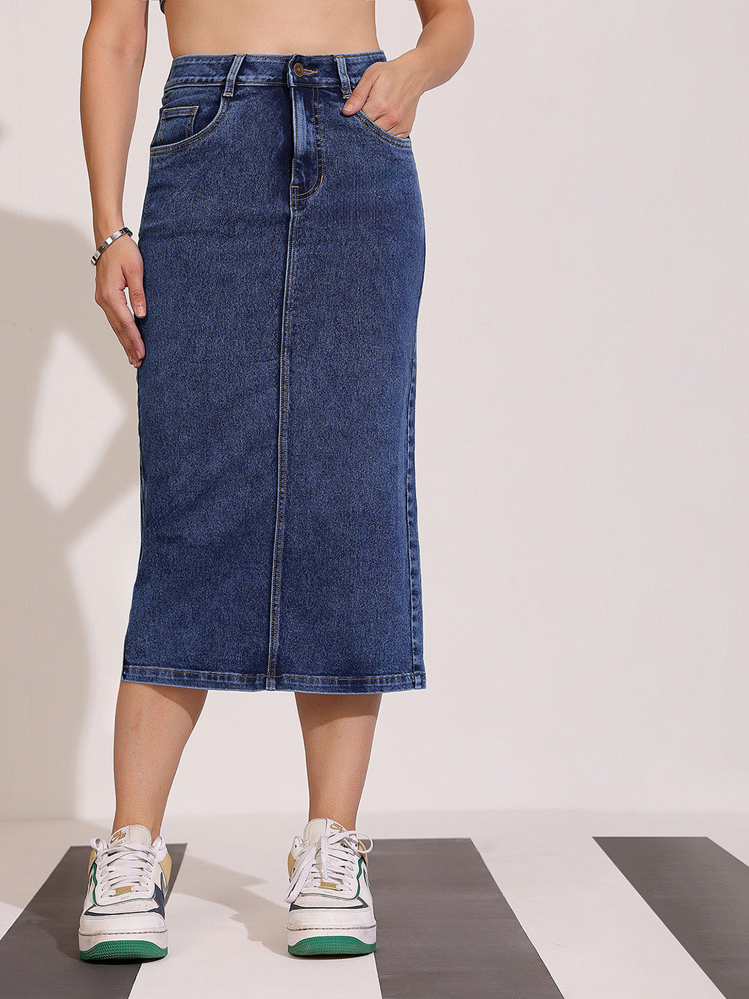 Women's Dark Blue High-Rise Stretchable Denim Midi Skirt with Back Slit – Shaping Fit