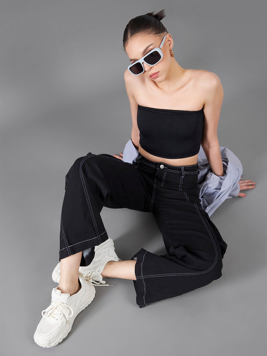 24/7 Comfort Black Wide-Leg High-Rise Stretchable Cargo Denim Jeans