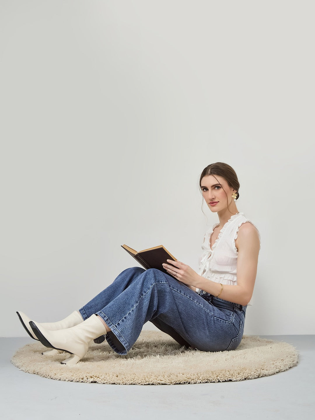 Light Blue Wide-Leg High-Rise Stretchable Denim Jeans for Women